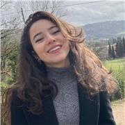 Studentessa di Lettere classiche impartisce lezioni di grammatica latina, greca e italiana